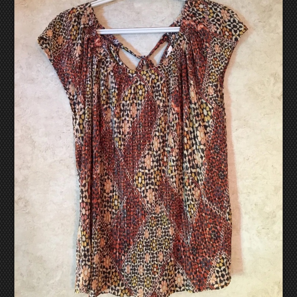 LC Lauren Conrad Medium Pleated Cap Sleeve Top